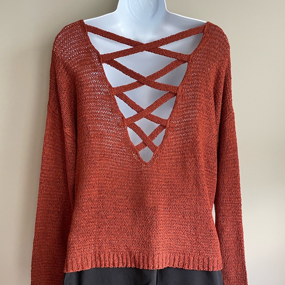 ‼️SALE‼️$25 Back Criss Cross NWOT Oversized Sweater Like/Bundle/Offer for sale